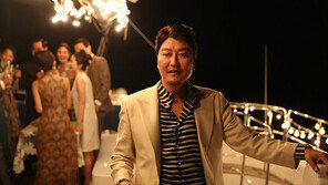 주춤한 한국영화들, 크리스마스가 있잖아!