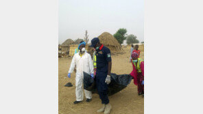 나이지리아 잠파라서 정체불명 총격범 총격으로 17명 사망