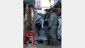 통유리 ‘뻥’ 화재 원인은 연탄난로?…천호동 성매매업소 2차 감식