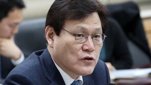 금융위원장 “삼바 거래재개, 기심위가 공정히 처리…관여 안 했다”