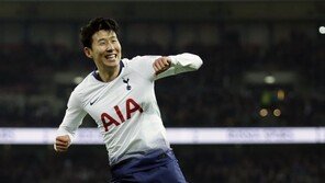 토트넘, 손흥민 없는 1월 힘겨울 것…온통 ‘손비어천가’