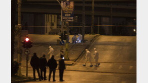 그리스 아테네 성당 인근서 폭탄 폭발…2명 부상