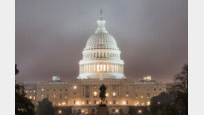 美연방정부 셧다운 결국 내년초까지…1월2일 상원 회의 예정