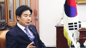 이용호 국회의원, 국민의당 시절 文 그리 공격하더니…‘민주 입당’ 선언