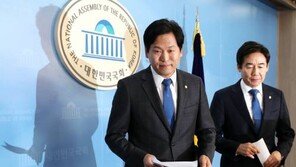 “반문 앞장 이용호·손금주, 무슨 염치로”…민주 지지자들 거센 반발