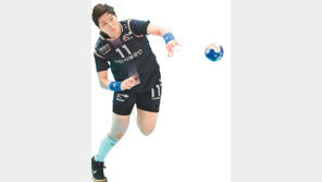 막강 류은희 살아났다… 달아오르는 女 핸드볼