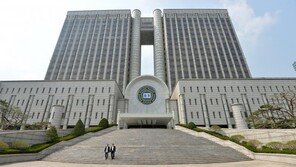 ‘청량리588 재개발 뒷돈’ 조폭 두목, 징역 10→3년 감형