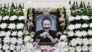 “따뜻한 음악, 오랫동안 남을 것”…전태관 추모 물결 끝없어