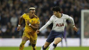 토트넘, 울버햄튼에 1-3 역전패…손흥민은 리그 4호 도움