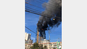부산 18층 신축 건물서 화재…인명피해 無