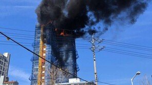 부산 오피스텔 신축현장서 불…인명피해 없어