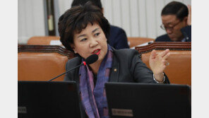 한국당 “‘내 탓이오’라는 조국 수석 한마디 기대한다”