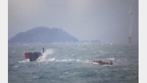 기름 850ℓ 든 파력발전기 완전 침수…제주 해양오염 우려