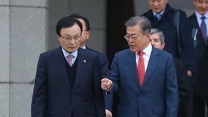 文대통령, 오늘 與 지도부와 오찬…“새해 국정 방향 논의”