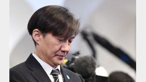 국회 출석 조국 “이번 사건은 삼인성호(三人成虎)” 의혹 일축