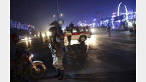 아프가니스탄 카불 부근서 정부군 공습에 반군 25명 사망