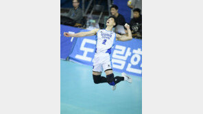 ‘5000점 달성’ 박철우 “시간이 쌓아준 기록…선물이자 훈장”