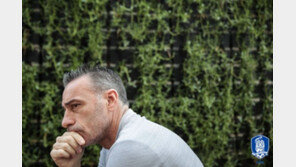 대회 직전 과감한 테스트…벤투의 복안 그리고 황희찬