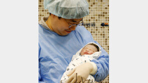 기해년 첫둥이는 ‘빛나는 별’