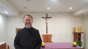 ‘산티아고 순례길’ 지키는 유일한 한국인 신부…“목표 세우지 말고 길에 맡겨라”