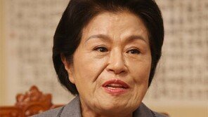 이순자 “남편 전두환, 민주주의 아버지…5·18 단체, 얻을 거 다 얻어”