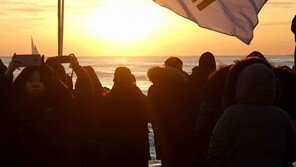 2019 한국, 경제위기 11년 주기설과 마주하다