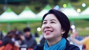 비행 청소년들과 아프리카 봉사활동 간 이유진 시인 “왜 해외로 갔느냐 묻는다면…”