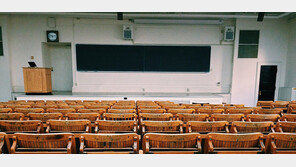 강의실 밖에서 청년실업 해법 찾는 美…유럽식 ‘갭 이어’ 속속 도입