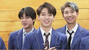 BTS·워너원·위너, 미국판 ‘복면가왕’ 응원 “애덤 리바인 나왔으면”