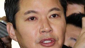 신동욱 “탤런트 신동욱 때문에 정치인 이미지 훼손, 손해배상 청구해야”