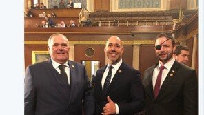 美 연방의회에 ‘새바람’ 불었다…女 127명 역대 ‘최다’