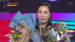 ‘오열 수상소감’ 신봉선 “매일 영상보며 눈물, 전문가 상담 받아야 하나?”