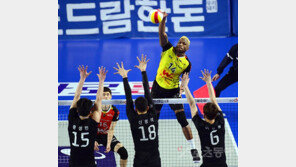 범실로 고개 숙인 OK저축은행, 슬픈 요스바니의 두 얼굴