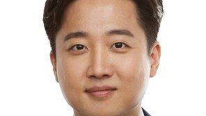 이준석 “아이유 투기 의혹 청원, 靑 답변 못 한다…아니 안 할 것”