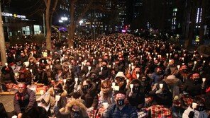 KB국민은행 노조 파업 강행에…“고객 볼모” 비판 고조