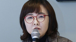 윤이형 소설 ‘그들의…’ 이상문학상 대상 수상