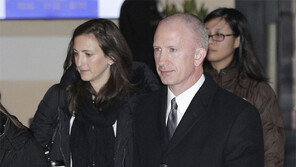 트럼프 “中이 협상 타결 원해”… 왕치산 “中, 기술 강제이전 없다”