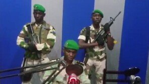 가봉, 쿠데타 시도 육군 장교들 사살, 체포…정국 안정