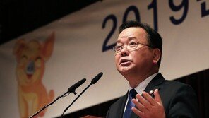 ‘교체설’ 나오는 김부겸 “갈 때 가더라도…하는 날까지 책임 다할 것”