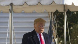 트럼프 대국민 연설 임박…비상사태 선포는 ‘아직’