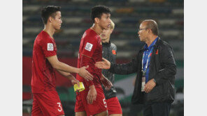 [아시안컵] ‘가장 젊은 팀’ 베트남, 이라크전서 나타난 양날의 검