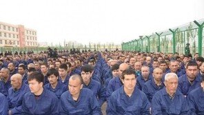 중국, 신장 카자흐족 유화책?…“中시민권 포기하고 출국하라”