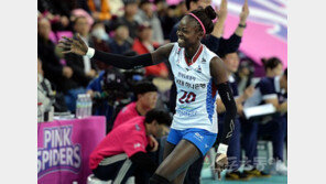 ‘40득점’ 승리 앞장 파튜 “무거운 압박감, 즐기겠다”