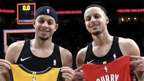 ‘3점슛 DNA’ 못말리는 커리 형제