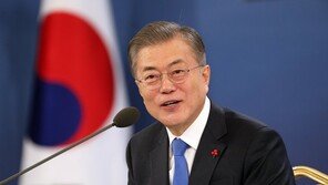 文대통령 “규제혁신 서로 가치 충돌…대표적인 게 카풀 갈등”