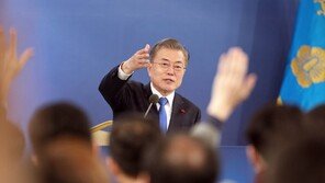 文대통령 “남녀 국정지지도 격차, 젠더갈등 때문이라 생각지 않아”