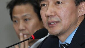 靑 “조선일보 보도에 민형사상 책임 물을 것”