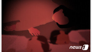 ‘생리한다’ 격리된 여성, 두 아이와 함께 숨진 채 발견