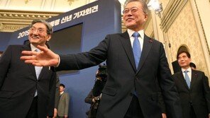 [말말말] 文대통령 “靑에 친문 아닌 사람 없어”