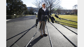 트럼프 “국경장벽 합의 안되면 국가비상사태 선포” 예고